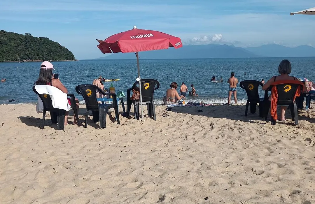Apartamento Com Piscina E Churrasqueira-1