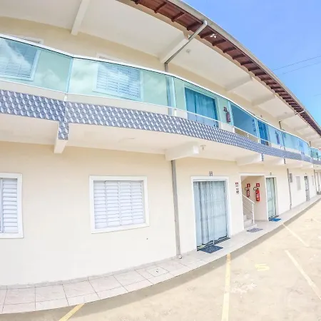 Apartamento Com Piscina E Churrasqueira-2